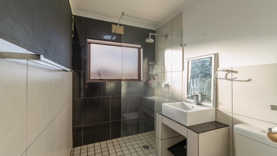 2 Bedroom Property for Sale in Greenways Golf Estate Western Cape
